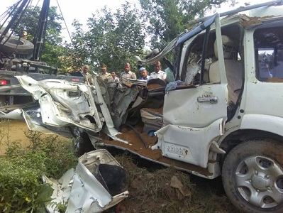ambedkarnagar-road-accident-8-people-die
