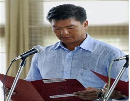 blow-to-congress-in-arunachal-43-mlas-joins-bjp-suported-ppa