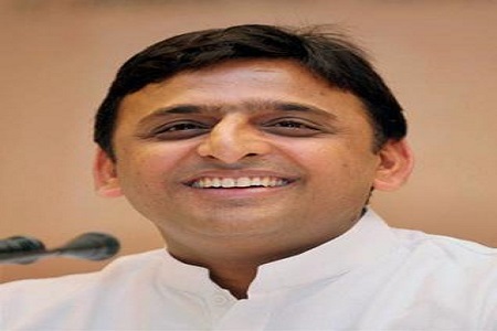 cm-akhilesh-yadav-launches-plans-of-250-crore-in-old-lucknow