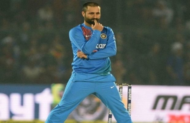cricketer-parvez-rasool-lands-in-controversy-for-dishonor-to-national-anthem-during-india-and-england-match