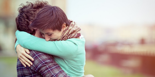 hugging-has-many-benefits