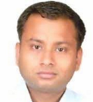 lucknow-city-ias-officer-dead-body-found-at-road-side-in-lucknow