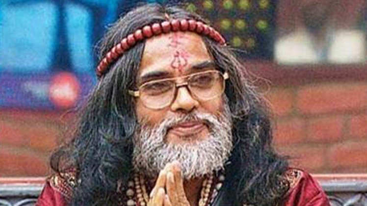 ex-bigg-boss-contestant-om-swami-got-beaten-by-public-at-an-event