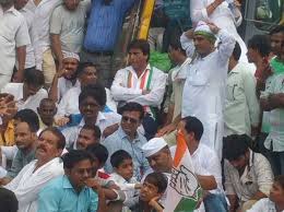 rahul-gandhi-will-join-farmers-movement-in-ambedkar-nagar-in-uttar-pradesh