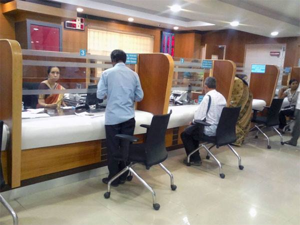 working-hours-bank-employees-may-be-changed-five-days-week