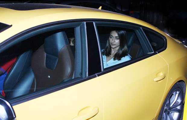 bollywood-ileana-dcruz-molested-on-traffic-signal-tweets-her-anger-out