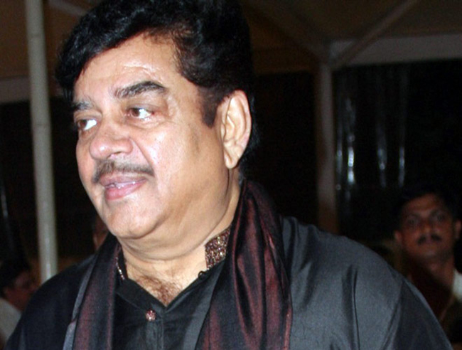 shatrughan-sinha-supports-aap