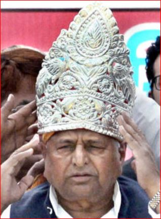 Former Chief Minister Mulayam Singh Yadav will also have to vacate the bungalow